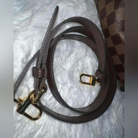 🔥Like New💕LV Sienna Pm Complete Inclusion - Picture 7 of 7